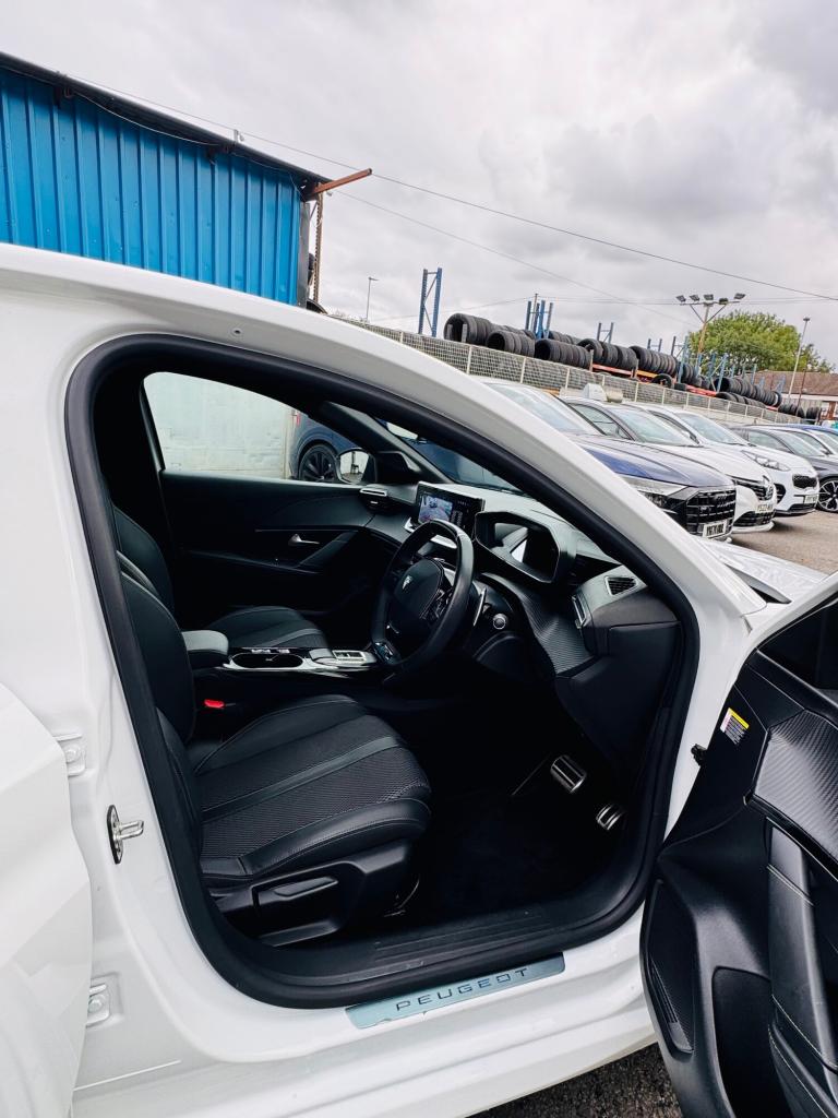 2024 Peugeot 208 1.2 Hybrid 136 GT 5dr e-DSC6 HATCHBACK Petrol Automatic