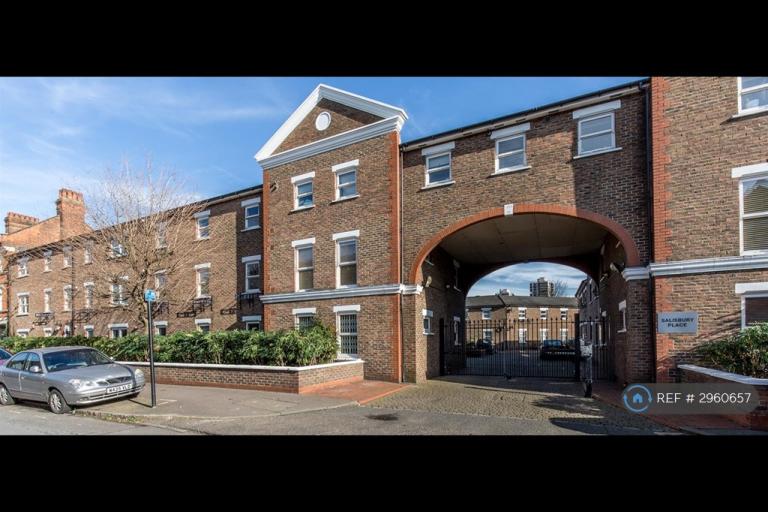 2 bedroom flat in Langton Road, London, SW9 (2 bed) (#2960657)
