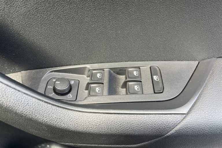 2023 Skoda Karoq 1.5 TSI ACT SportLine SUV 5dr Petrol Manual Euro 6 (s/s) (150 ps) SUV Petrol Manual