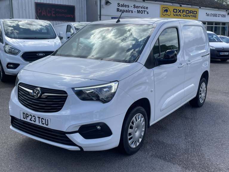 2023 Vauxhall Combo 2300 1.5 Turbo D 100ps H1 Pro Van PANEL VAN DIESEL Manual