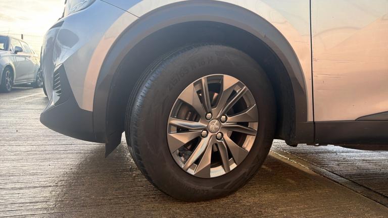 2022 Peugeot 2008 1.2 PureTech Active Premium SUV 5dr Petrol Manual Euro 6 (s/s) (100 ps) SUV Pet...