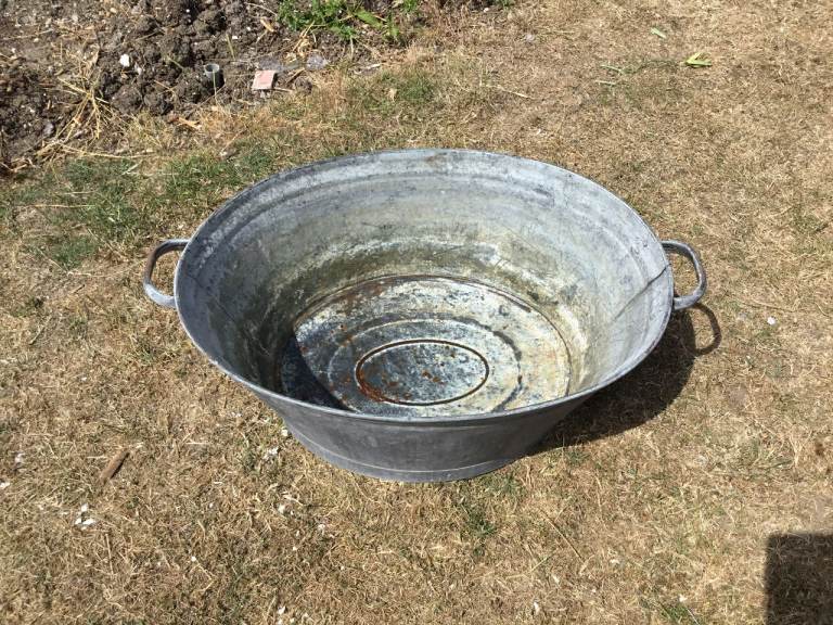 Galvanised Metal Bath