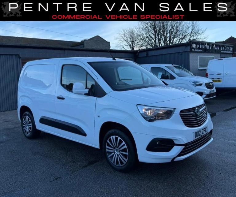2021 Vauxhall Combo 2300 1.5 Turbo D 100ps H1 Sportive Van PANEL VAN Diesel Manual
