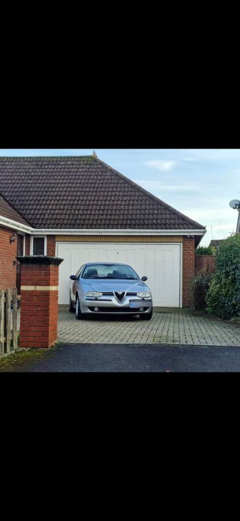 Alfa Romeo, 156, 192BHP. Saloon, 2000, Manual, 2492 (cc), 4 doors