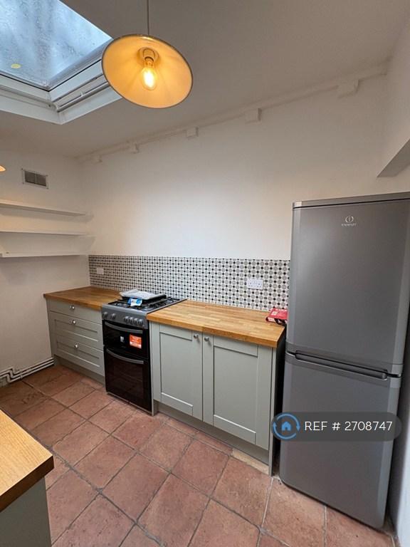 3 bedroom house in London, London, SE24 (3 bed) (#2708747)