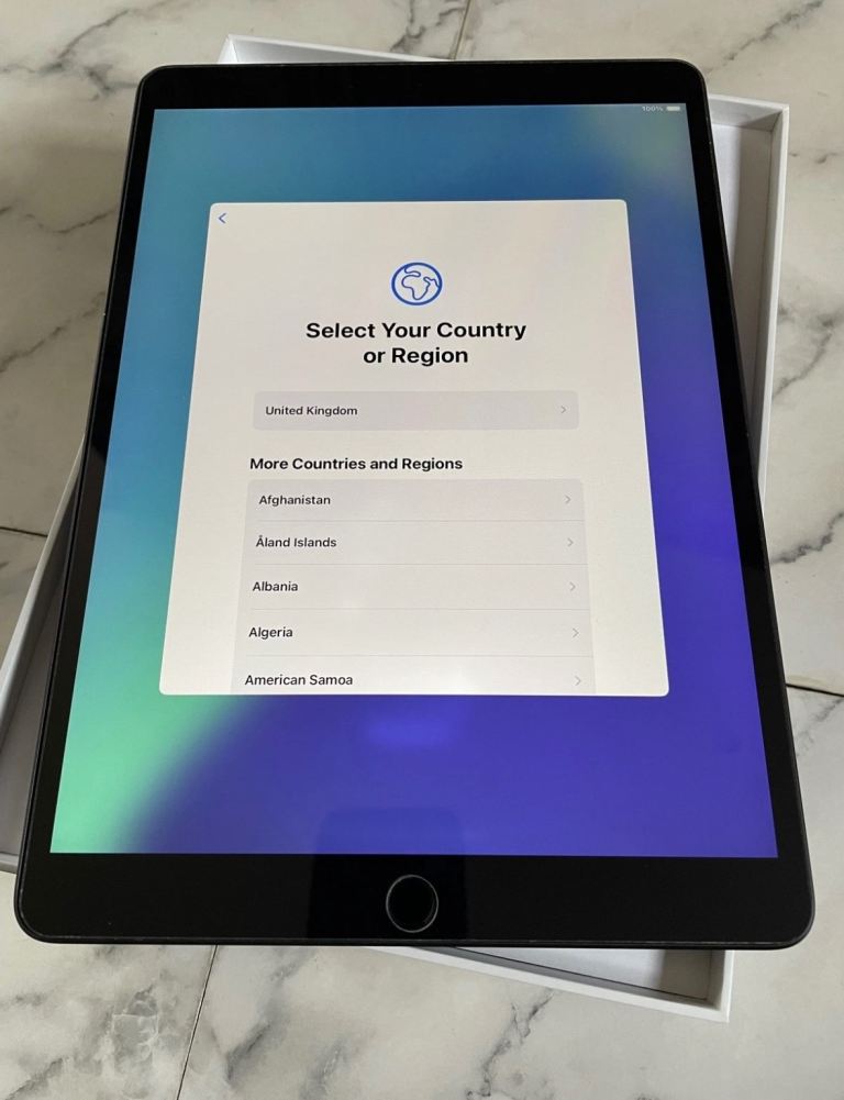 iPad Air 3rd Generation 10.5 Excellent condition 