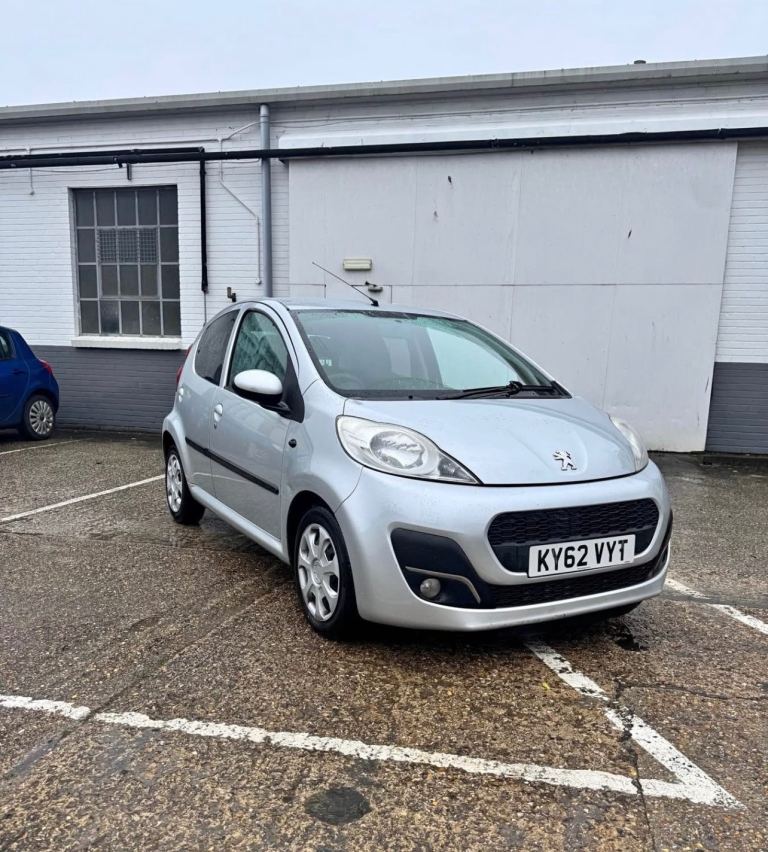 Peugeot, 107, Hatchback, 2012, Manual, 998 (cc), 5 doors