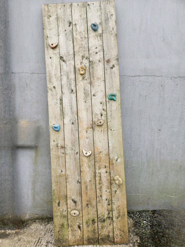 Climbing wall for outdoor climbing frame