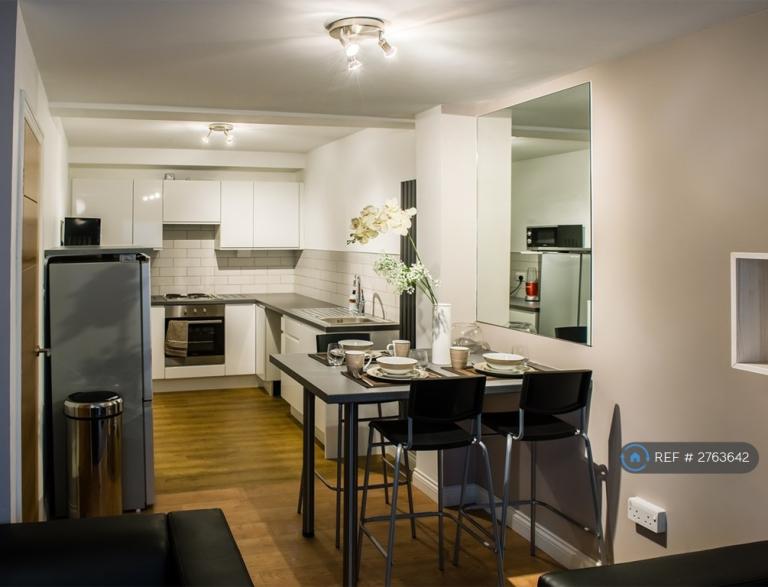 2 bedroom flat in Fishergate Court, Preston, PR1 (2 bed) (#2763642)