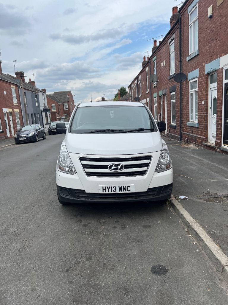 Hyundai, ILOAD, Panel Van, 2013, Manual, 2497 (cc)