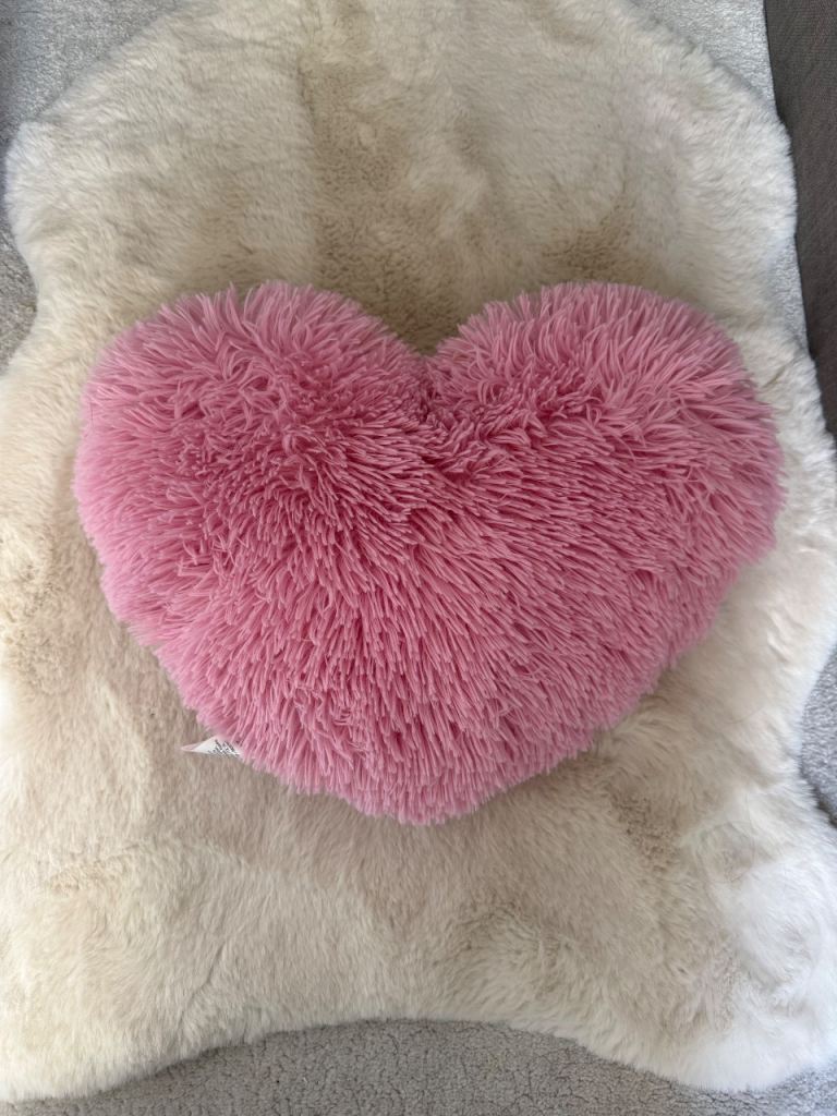 Primark Home Pink Heart Cushion – As Good As New