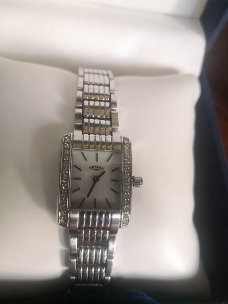 New stunning ladies women's Rotary watch with mother of pearl face silver bracelet strap BNIB