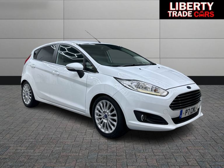 2013 Ford Fiesta 1.6 Titanium 5dr Powershift Automatic Low Mileage  HATCHBACK Petrol Automatic