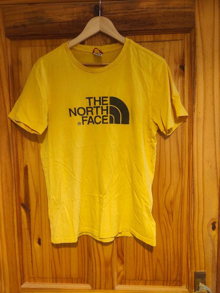 The North Face T-shirt – Yellow, Men's Small, Good Condition