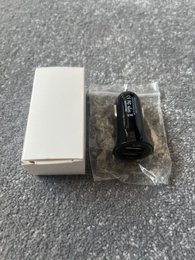 Universal USB Dual Port Car Charger Black