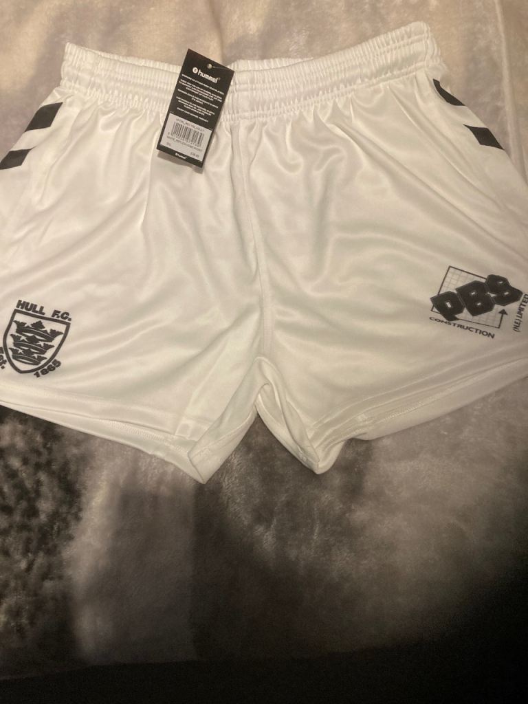 Hull FC Rugby Shorts  in sizes 2xl and 3xl BNWT (15 pounds each) SEE ALL MY ADS !!