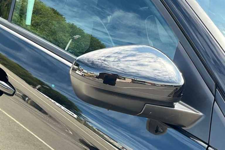 2022 Vauxhall Grandland 1.6 Hybrid GS Line 5dr Auto HATCHBACK PETROL/ELECTRIC Automatic