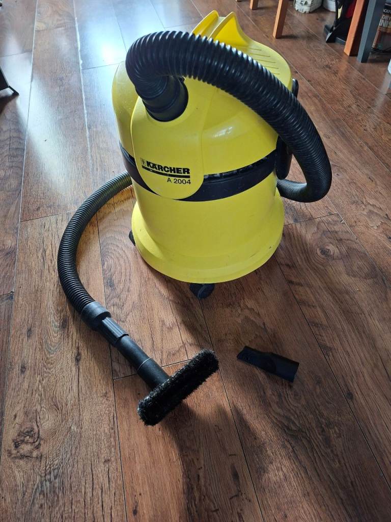 KARCHER model: 2004 VERY POWERFUL HOOVER VACUUM CLEANER NEW COSMETIC CONDITION 