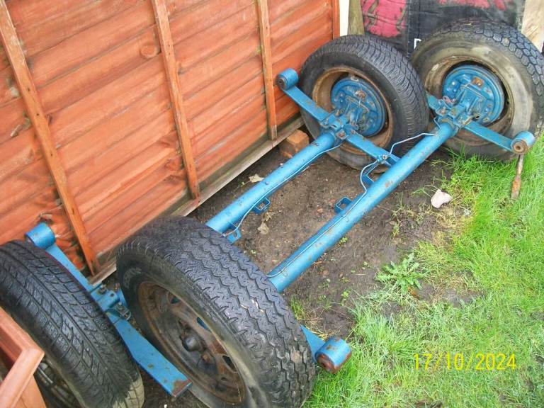 axles 2 of ford escort wheels with xr2 h brake shoes hardly used another matching wheel £50