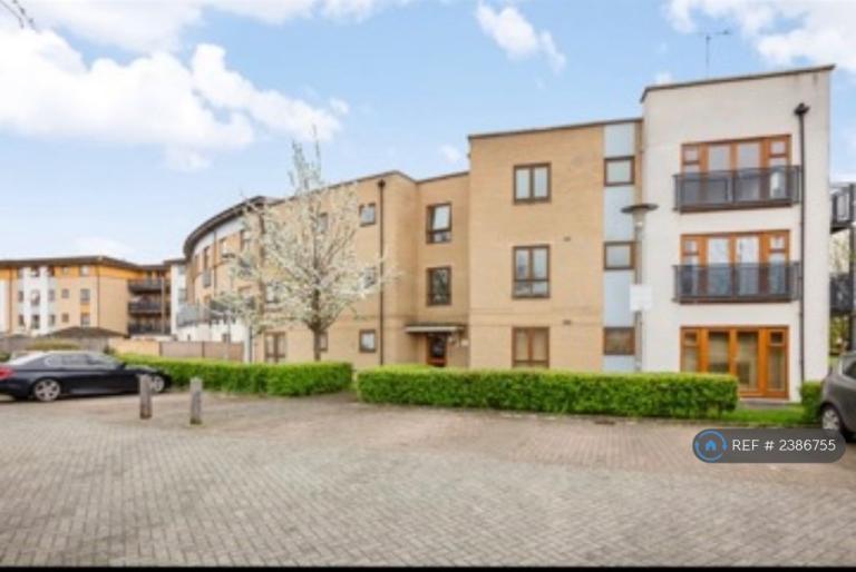 3 bedroom flat in Goodman Crescent, Croydon, CR0 (3 bed) (#2386755)