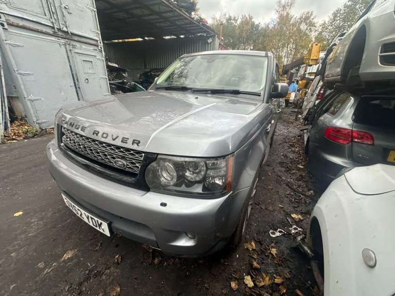  LAND ROVER RANGE ROVER SPORT 2012 3.0 DIESEL BREAKING FOR PARTS