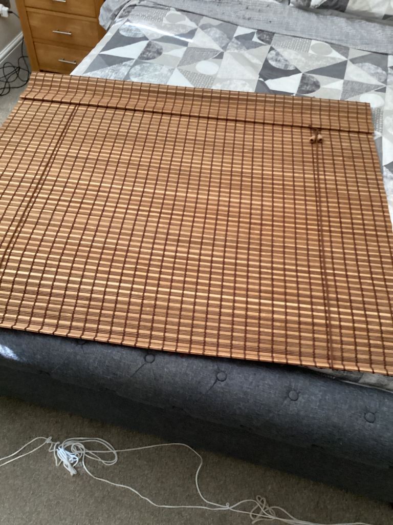 Bamboo roller blind