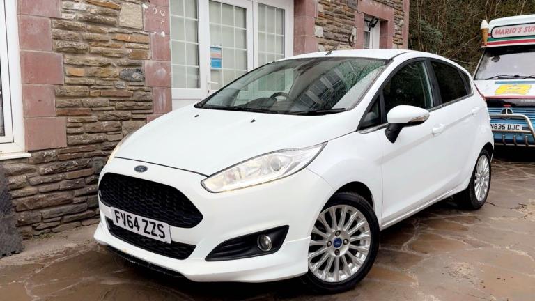 2015 Ford Fiesta 1.0 EcoBoost Titanium 5dr HATCHBACK Petrol Manual