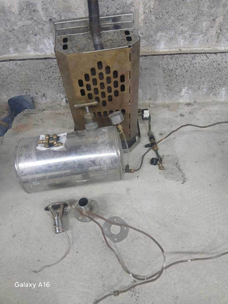 Metal diesel Heater / Boiler Unit with Tank & fittings garage boat shed heater 