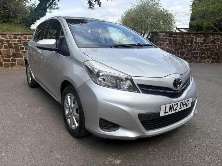 TOYOTA YARIS 1.3 Dual VVT-i TR 2012