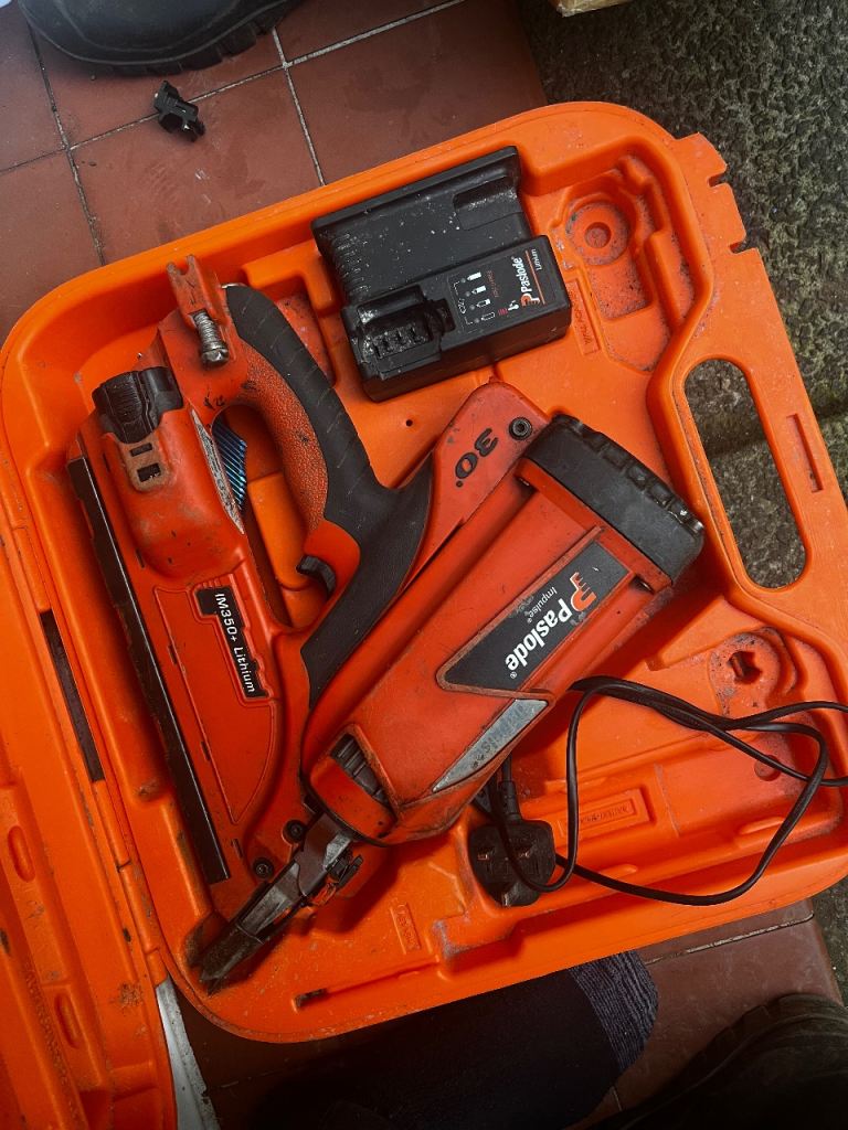 Nail gun hire 