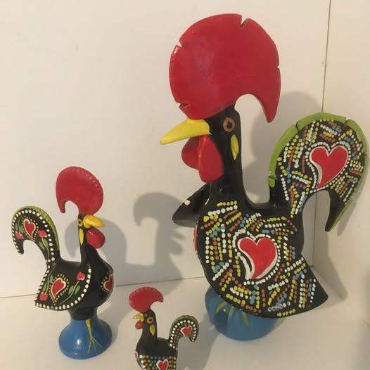 Vintage Folk Art Ceramic Chickens large, medium & small 