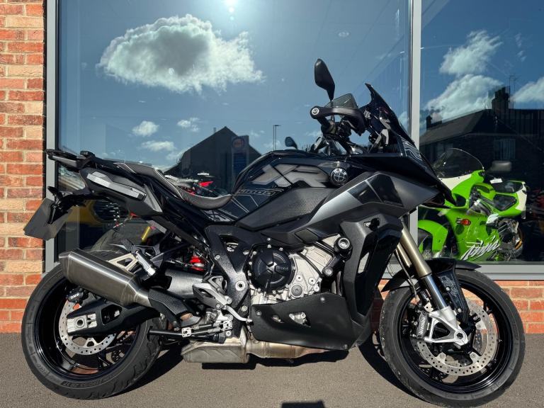 BMW S 1000 XR TE Triple Black