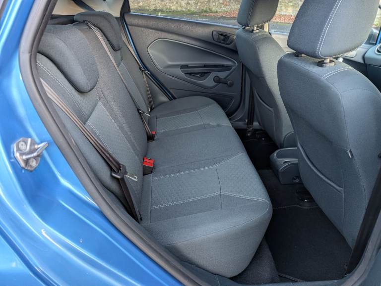 Ford, FIESTA, Hatchback, 2011, Manual, 1388 (cc), 5 doors