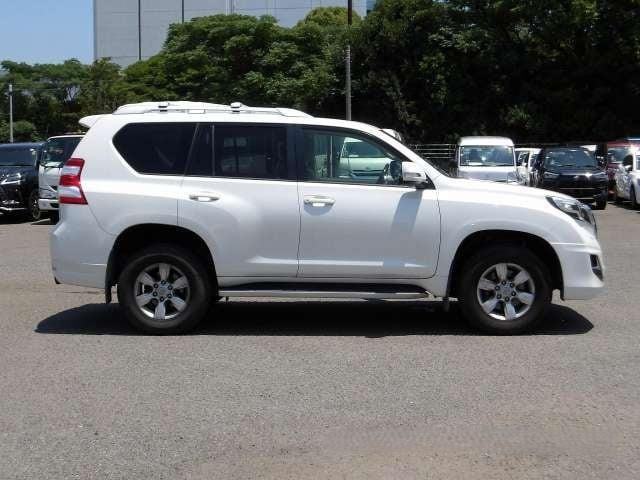 Toyota Land Cruiser prado 2.8 diesel auto japanese import 7 leather seater