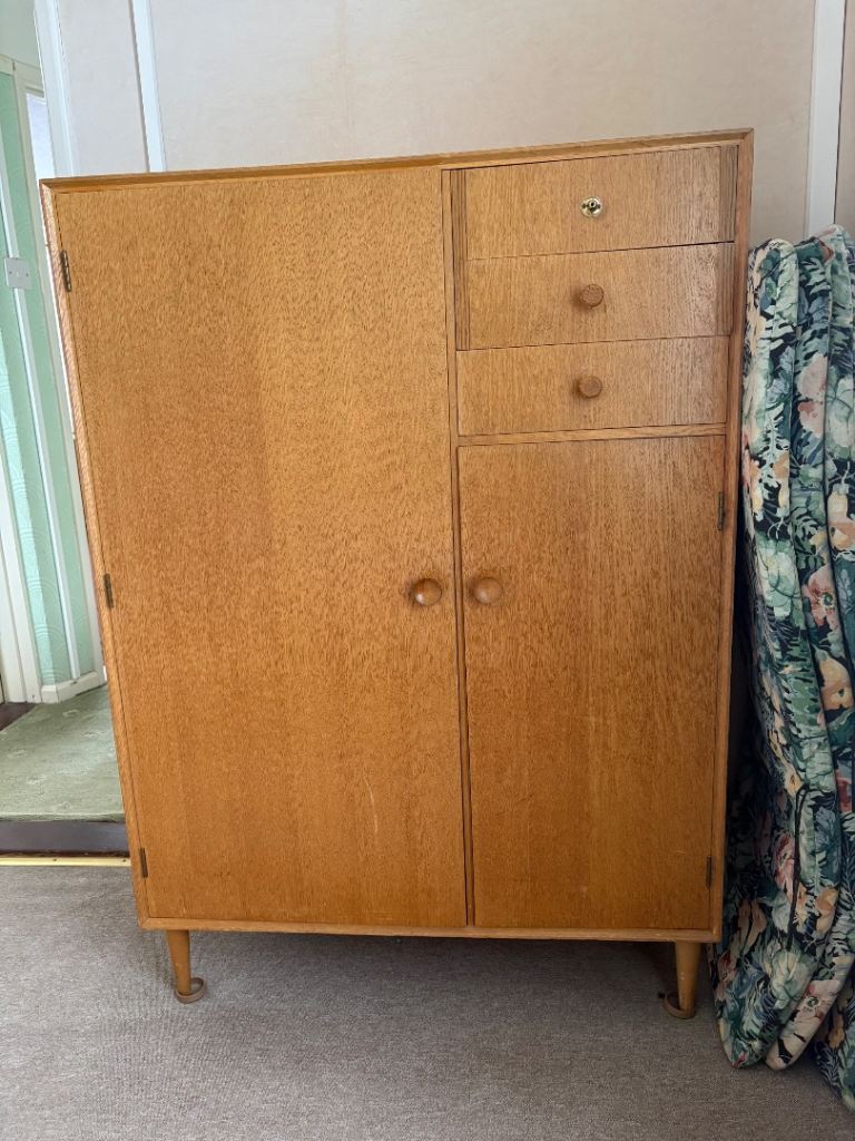 Small tallboy