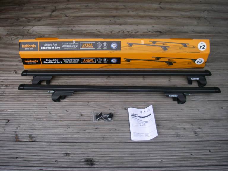 Halfords R2 roof bars