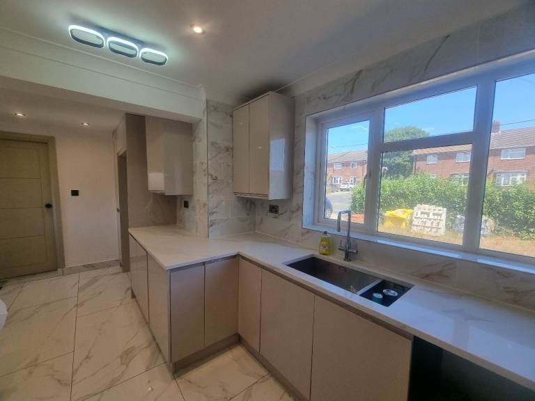 Newly Refurbished- 3 Bedroom Property 