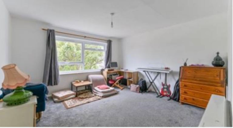 One bedroom flat to rent- short term and long term welcome