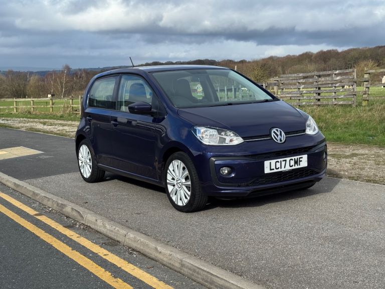 Volkswagen, UP, Hatchback, 2017, Manual, 999 (cc), 5 doors
