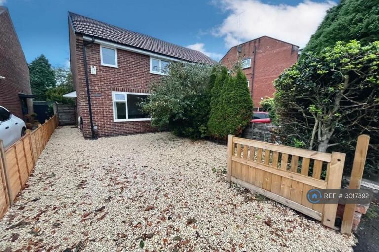 2 bedroom house in Maitland Avenue, Manchester, M21 (2 bed) (#3017392)
