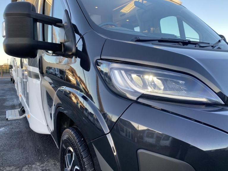 2025 SUNLIGHT T68 XX EDITION 4 BERTH MOTORHOME