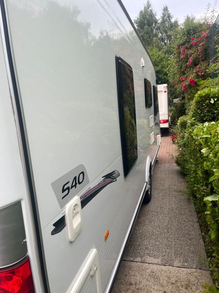 2011 elddis avante