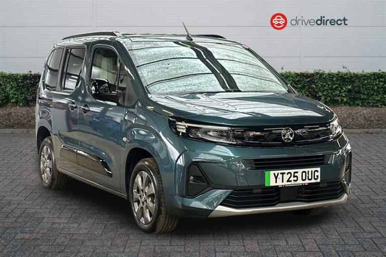 2025 Vauxhall Combo Life Electric 52kWh Ultimate MPV 5dr Electric Auto (7.4kW Charger) (136 ps) M...