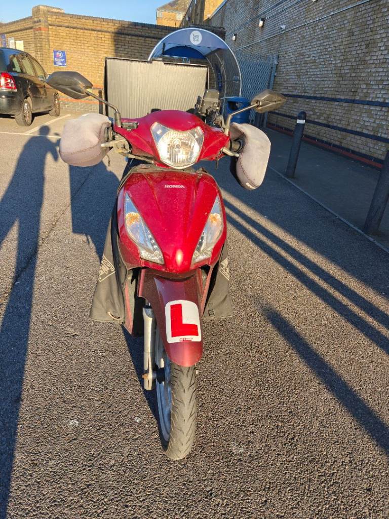2020 Honda Vision 110 – MOT Sept 2026 – Fully Serviced