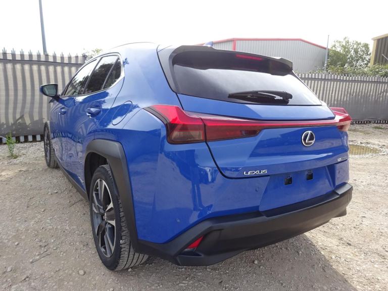 2019 19 REG LEXUS UX 250H+ HYBRID AUTO DAMAGED REPAIRABLE SALVAGE