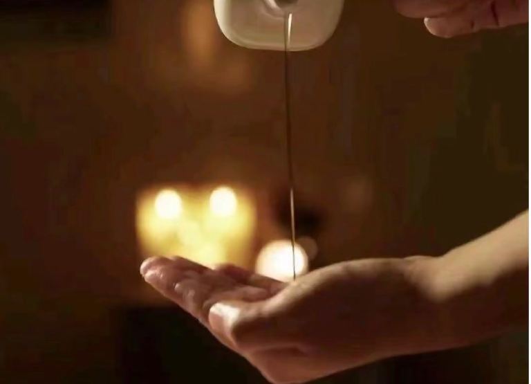 Relaxing Massage and Deep Tissue 