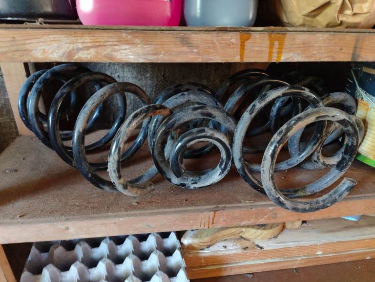 VW T5 suspension springs 