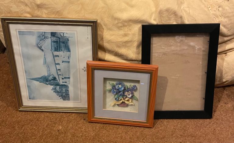 Picture frames 