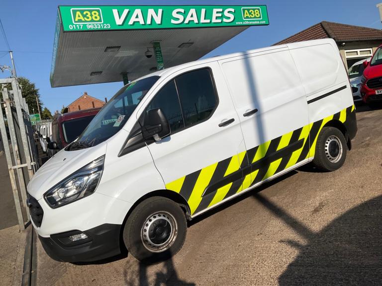 2022 Ford Transit Custom 300 LEADER L1 H1 2.0 ECOBLUE 130 BHP PANEL VAN PANEL VAN Diesel Manual