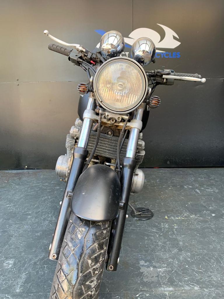 KAWASAKI ZEPHYR 750 1992 CAFE RACER PROJECT BIKE HPI CLEAR